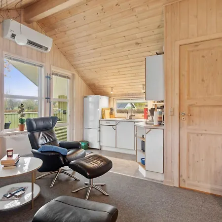 Ferienhaus Cozy Near *
